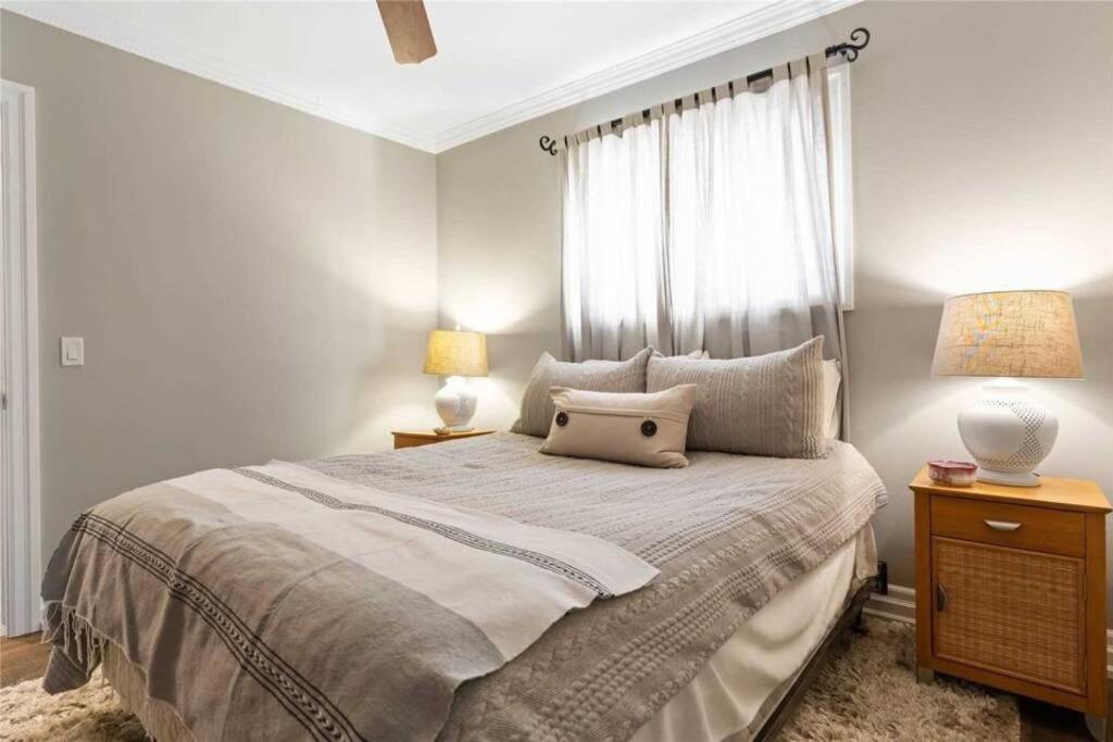 Perfection Near The River - 4 Bedroom Villa Complimentary Breakfast Delivered Daily To The Rental Cataratas do Niágara Exterior foto