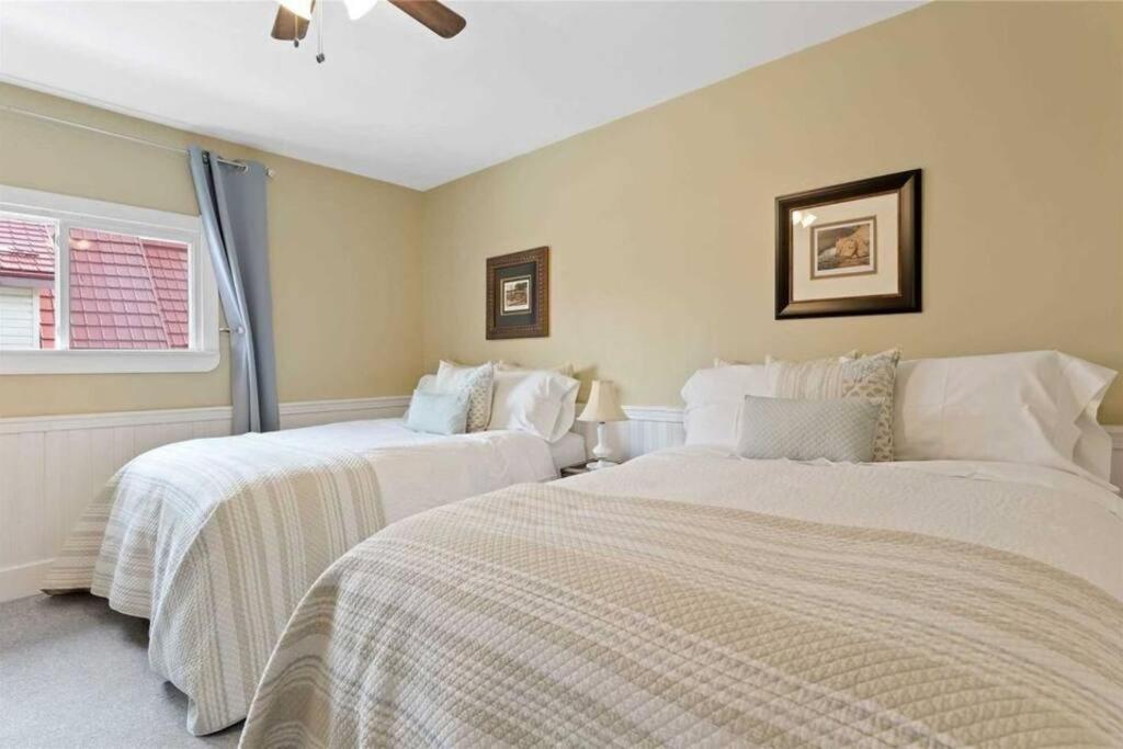 Perfection Near The River - 4 Bedroom Villa Complimentary Breakfast Delivered Daily To The Rental Cataratas do Niágara Exterior foto